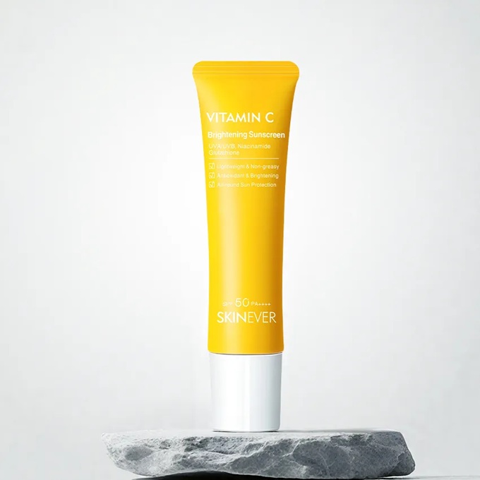 Skinever Vitamin C  Brightening  Sunscreen - 30ml